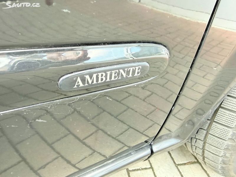 Mercedes-Benz Viano 3.0 CDi Extra Long - fotka 37 z 41