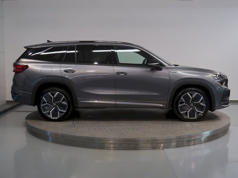 Škoda Kodiaq (2025) SPORTLINE 2.0TDI 142KW 4x4 DSG - fotka 8 z 50