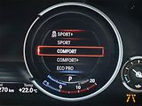 BMW Řada 5 (2013) 530d xDrive, 4X4, Automat - náhled 17