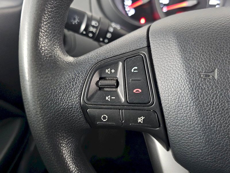 Kia Rio (2014) 1.4I 80kW - fotka 11 z 21