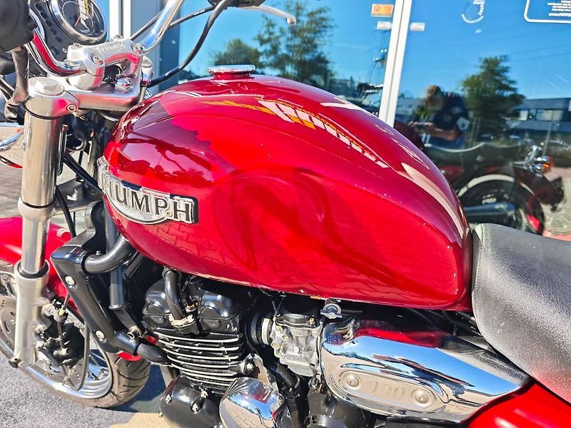 Triumph Legend TT (2001) - fotka 14 z 19