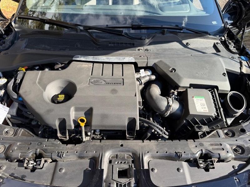 Land Rover Range Rover Evoque D200 150kW HSE R-dynamic - fotka 44 z 45