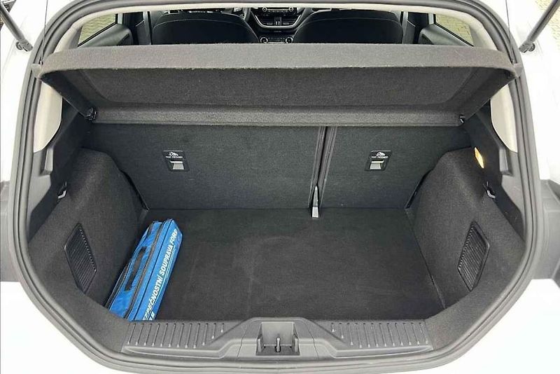 Ford Fiesta 1.0i Active.