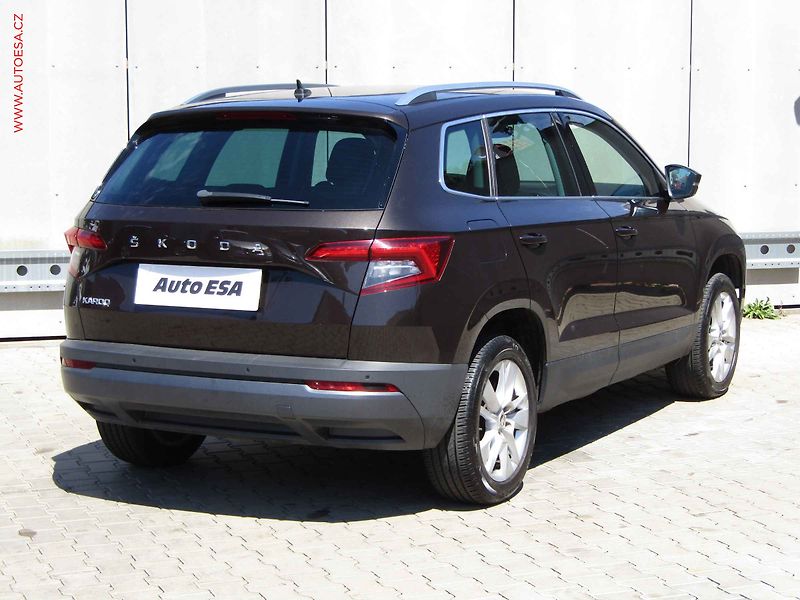 Škoda Karoq (2019) 1.6TDi, ČR, DSG, navi - fotka 4 z 21