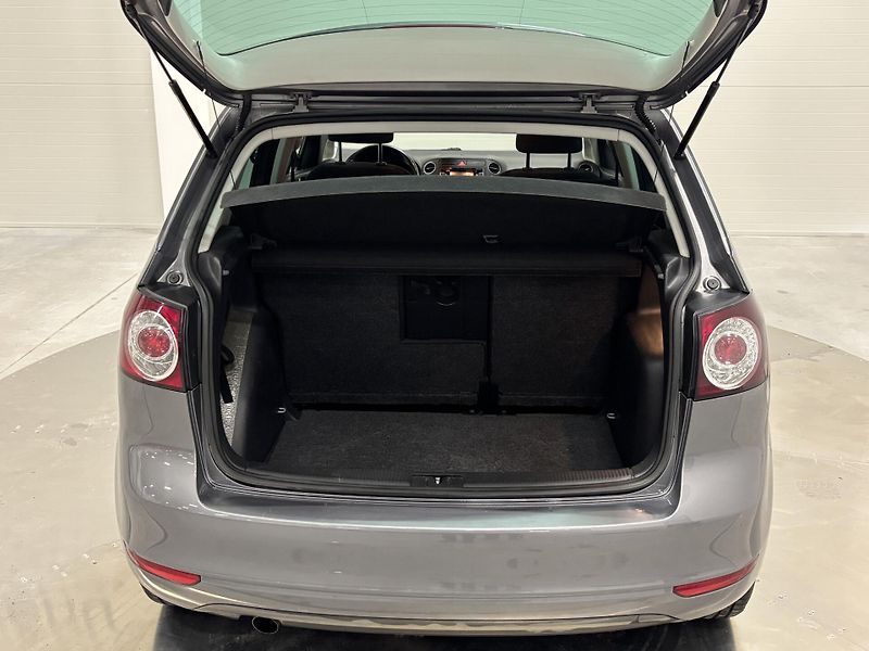 Volkswagen Golf Plus - fotka 7 z 9