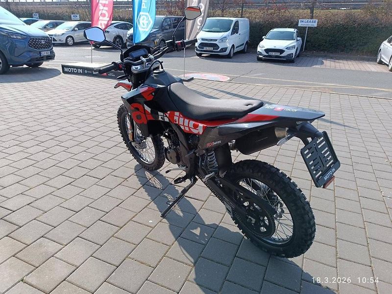 Aprilia RX 125 (2025) Varanus Black - fotka 5 z 10