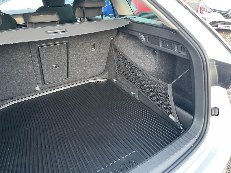 Škoda Octavia 2.0TDi Dsg STYLE 4x4 NEHAV-ČR! - fotka 14 z 46