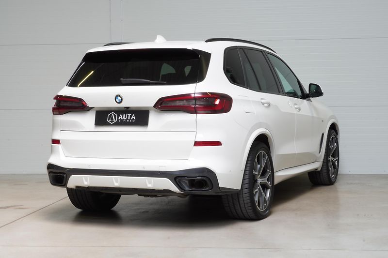 BMW X5 Xdrive30d,M-paket,DPH,HUD - fotka 6 z 42
