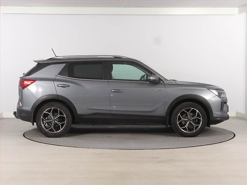 SsangYong Korando (2023) 1.5 T-GDI - fotka 6 z 17