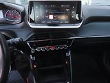 Peugeot 2008 (2020) 1.2 PureTech, Navi, Tempomat - náhled 12