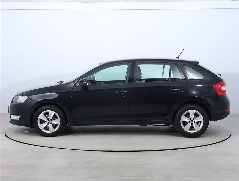 Škoda Rapid (2015) Spaceback 1.2 TSI - fotka 3 z 19
