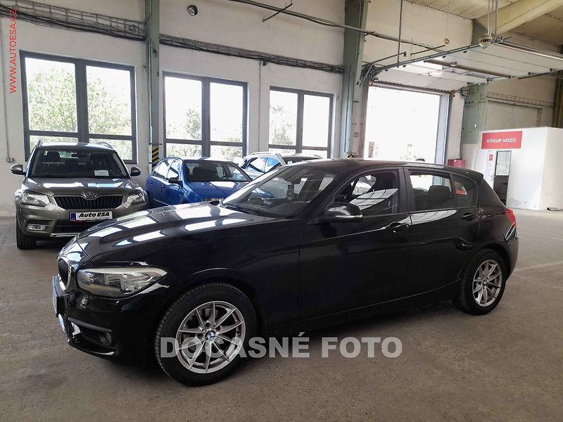 BMW Řada 1 (2017) 2.0, autoAC - fotka 1 z 3