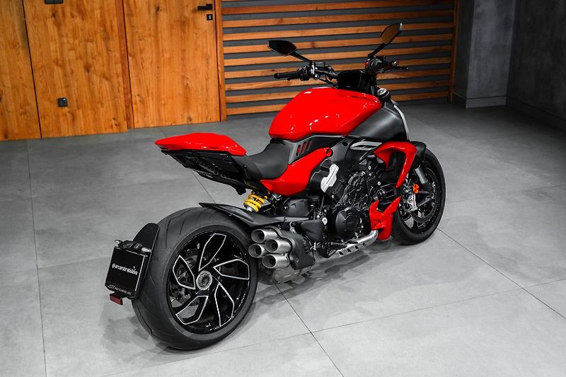 Ducati - fotka 20 z 25