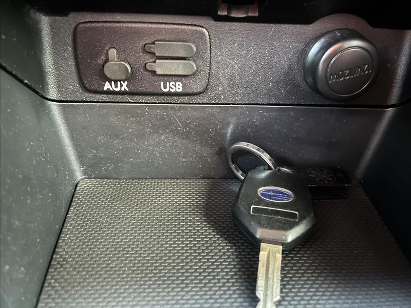 Subaru XV 2,0 D 4x4 108KW KAMERA SERVIS - fotka 21 z 44