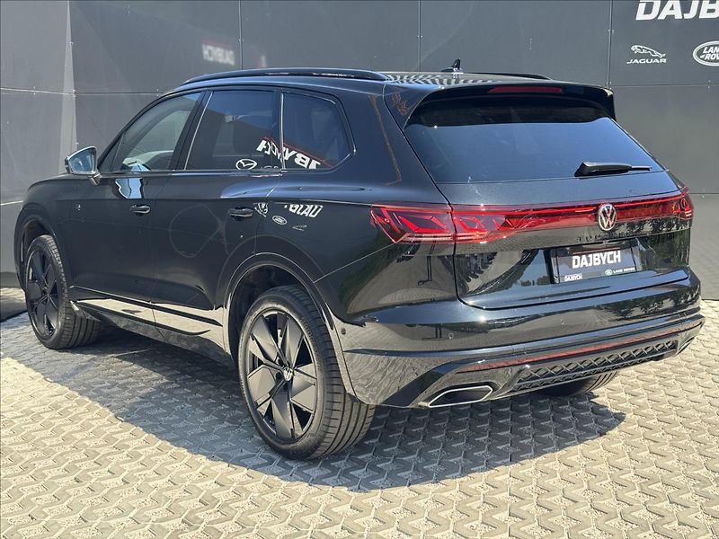 Volkswagen Touareg 3,0 TSI V6 R-Line 4MOT ZÁRUKA - fotka 6 z 37
