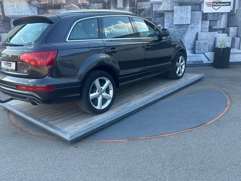 Audi Q7 (2014) 3.0TDi, 180KW, S-LINE, VZDUCH - fotka 6 z 27
