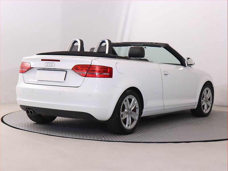 Audi A3 (2009) 2.0 TDI , Tempomat - fotka 5 z 19