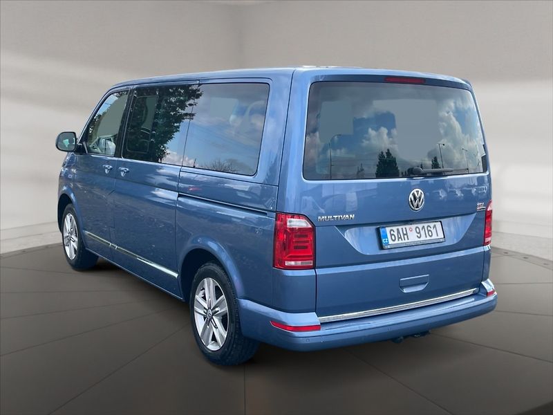 Volkswagen Multivan 2,0 TDI Highline 4 Mottion DSG - fotka 4 z 11