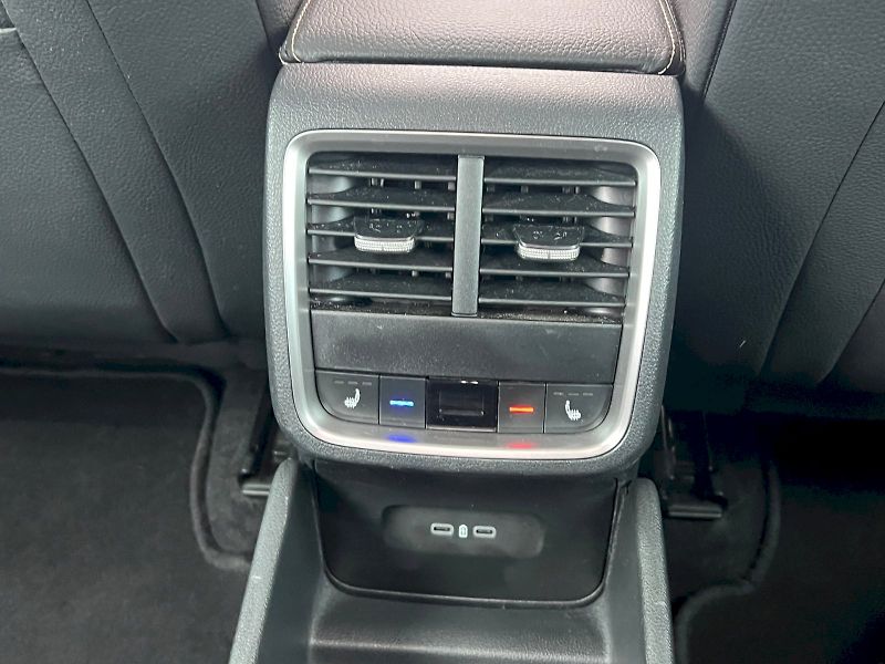 Škoda Octavia (2024) Liftback Top Selection 1.5 TSI - fotka 31 z 36