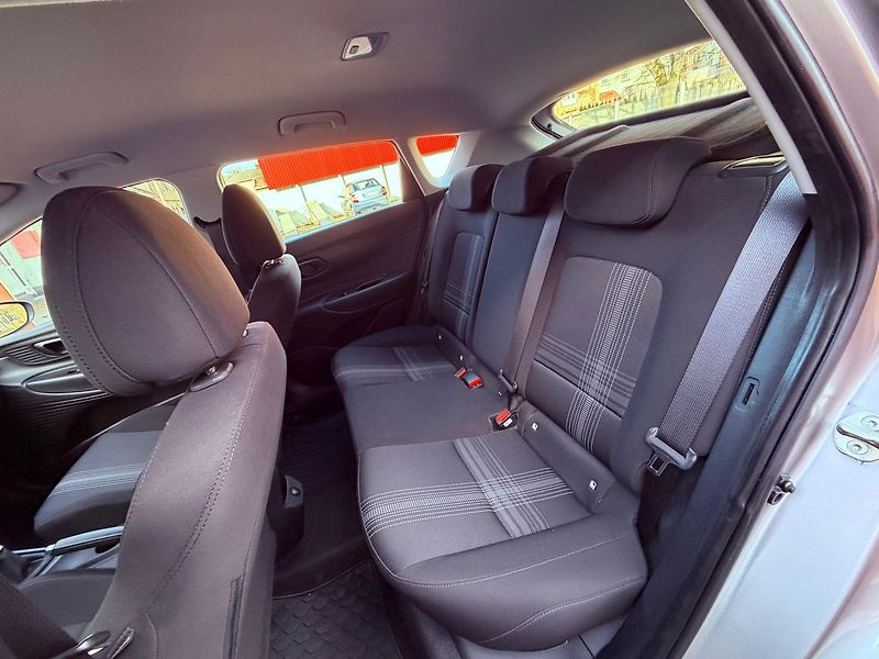 Hyundai Bayon 1.2 MPi Smart, ČR, 1.Maj - fotka 13 z 25