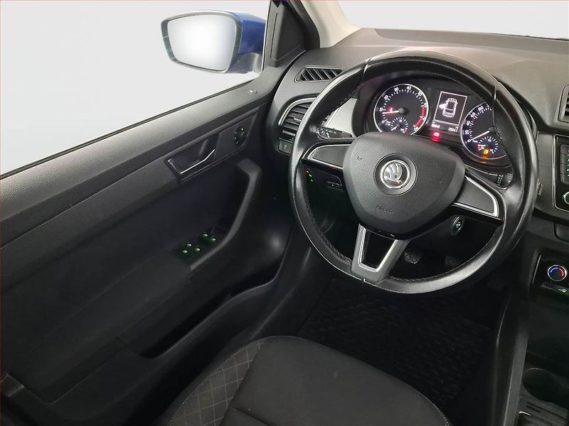 Škoda Fabia (2016) 1.2 TSI, Park. senzory - fotka 7 z 16