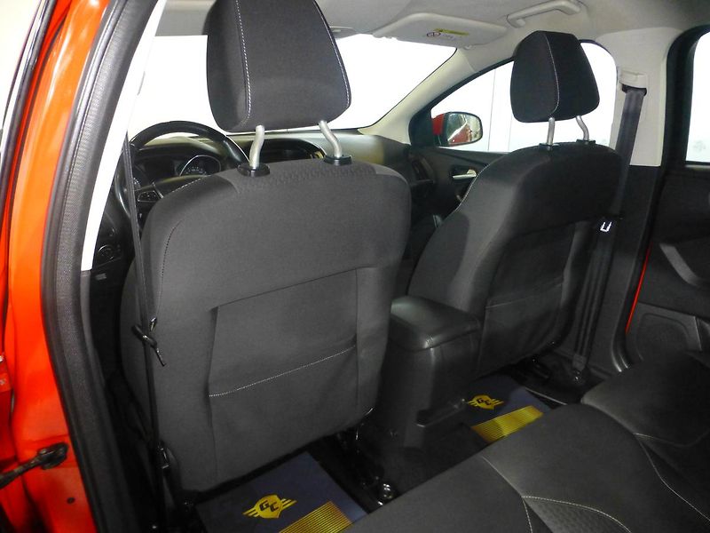 Ford Focus (2015) 1,5T-110KW*ALU*PARK.S*PŮVOD ČR - fotka 15 z 25