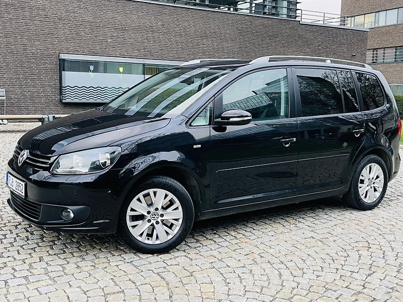 Volkswagen Touran 1.4TSI VÝHŘEV SERVISKA TAŽNÉ - fotka 3 z 43