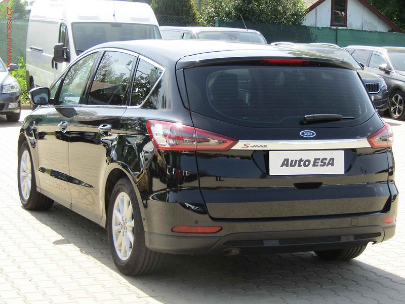 Ford S-MAX (2016) 2.0TDCi, AT, bixen, panor - fotka 4 z 25