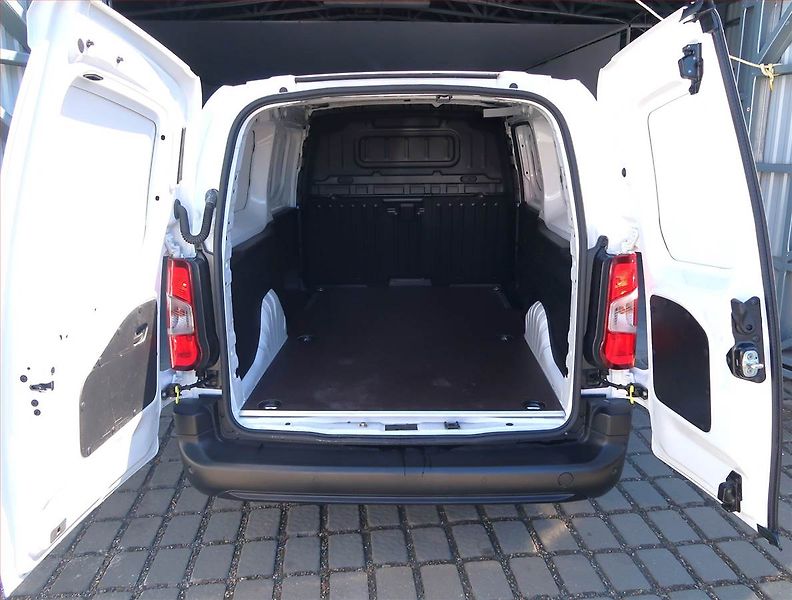 Toyota ProAce City (2025) Maxi 1.5 D4-D, ČR, 1Maj, DPH - fotka 12 z 13