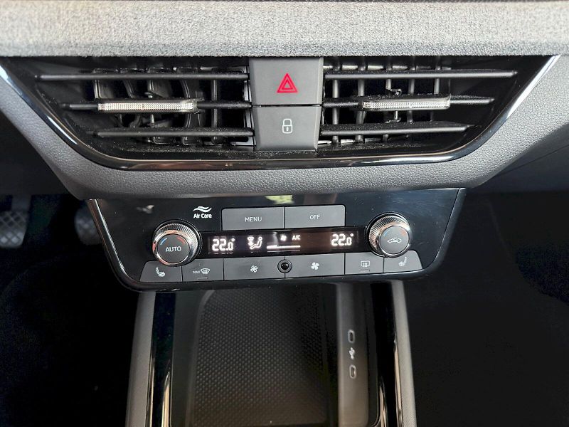 Škoda Scala (2025) Selection 1.0 TSI / 85 kW M6 - fotka 15 z 25