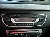 Renault Fluence (2010) 1.6i, ČR, Navi, AC - náhled 19