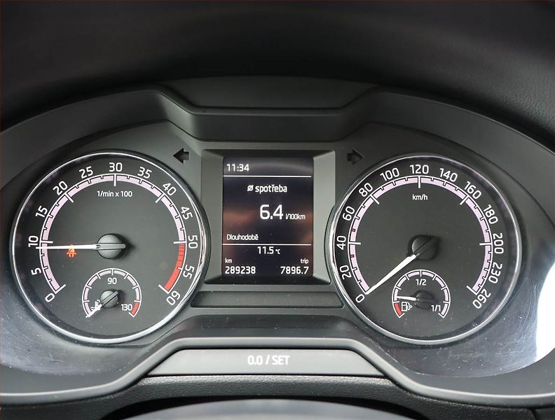 Škoda Octavia (2020) Ambition 1.6 TDI, Tempomat - fotka 11 z 16