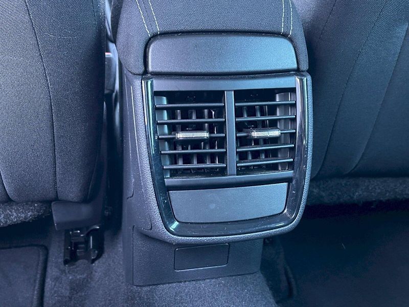 Škoda Scala (2023) 1.5 TSI 110kW edice Tour Ambit - fotka 25 z 34