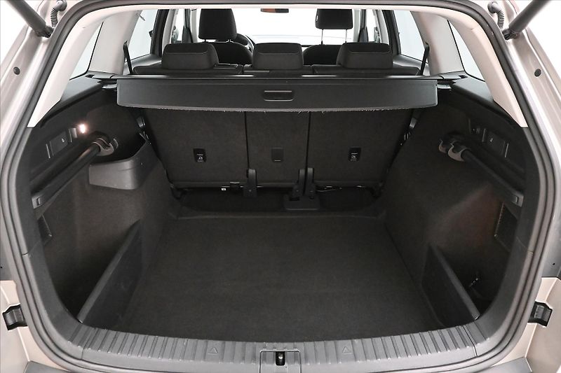 Škoda Kodiaq 2,0 TDI 110 kW DSG 4x4 Ambitio - fotka 10 z 31