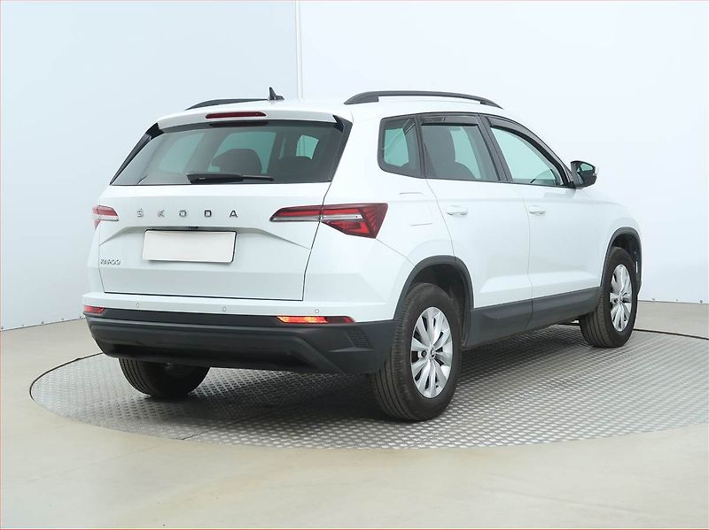 Škoda Karoq (2022) Ambition 1.0 TSI - fotka 5 z 16