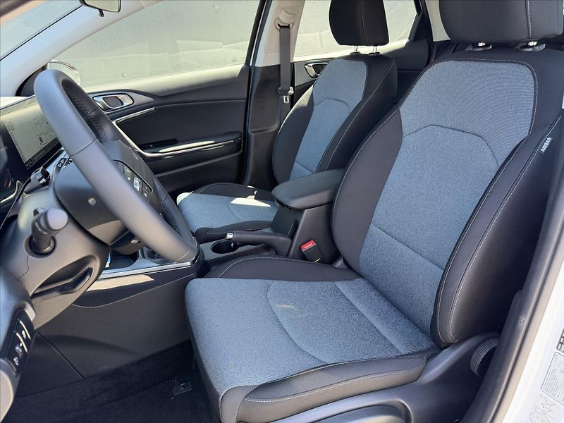 Kia XCeed (2026) 1,0 T-GDi Comfort MY27 - fotka 10 z 12