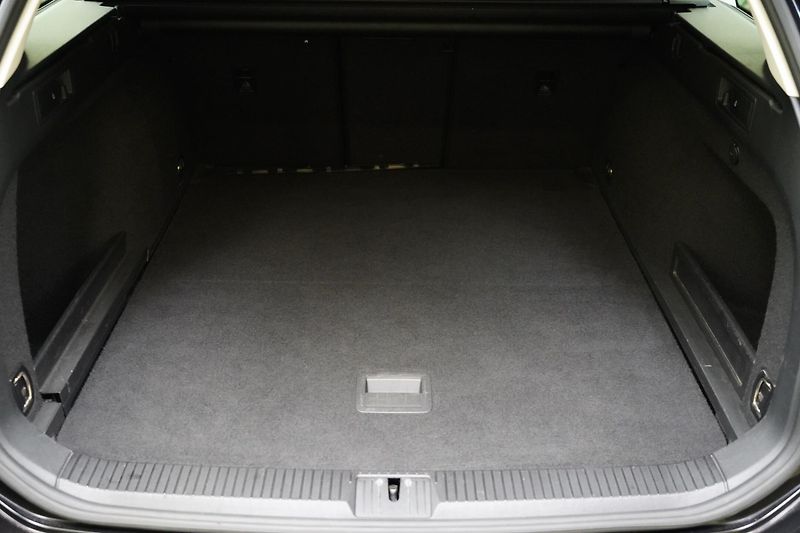 Volkswagen Passat - fotka 26 z 26