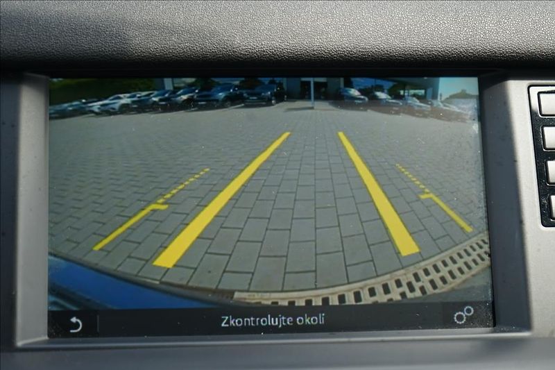 Land Rover Discovery Sport 2,0 TD4 110kW SE,1Maj,ČR,DPH - fotka 25 z 38