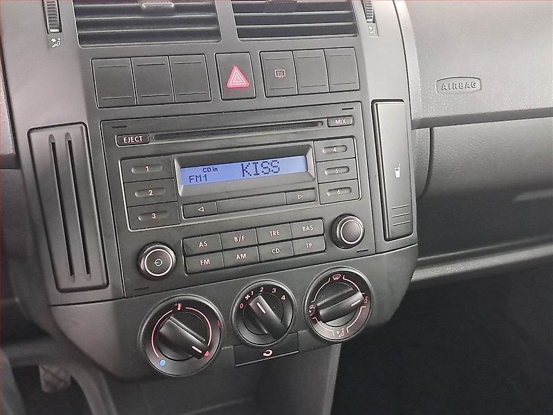 Volkswagen Polo (2007) 1.2, ČR,1.maj, Serv.kniha - fotka 12 z 17