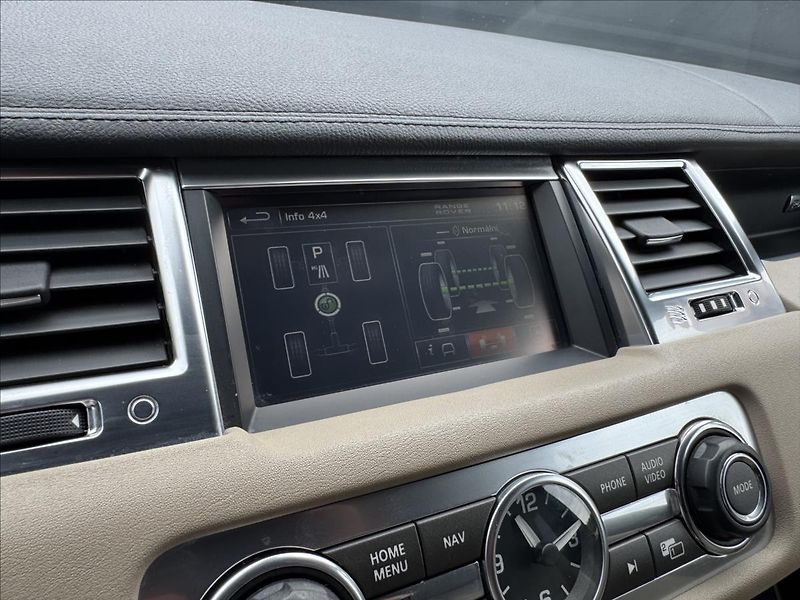 Land Rover Range Rover Sport 3,0 SDV6 HSE 4x4 AT - fotka 22 z 29