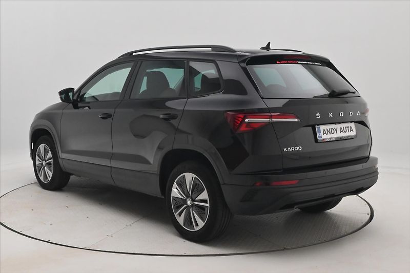 Škoda Karoq 2,0 TDI 110 kW VIRTUAL Kamera - fotka 7 z 30