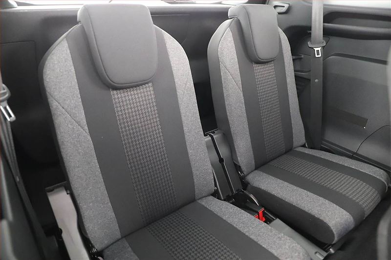 Peugeot 5008 (2019) 1.5 BlueHDi, 7 míst - fotka 13 z 21
