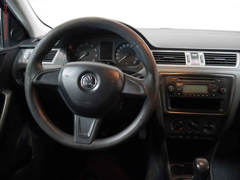 Škoda Rapid (2013) 1.2i, ČR, AC - fotka 11 z 13