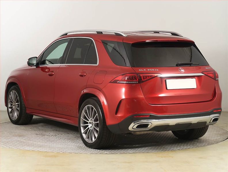 Mercedes-Benz GLE (2021) 350 de - fotka 4 z 26
