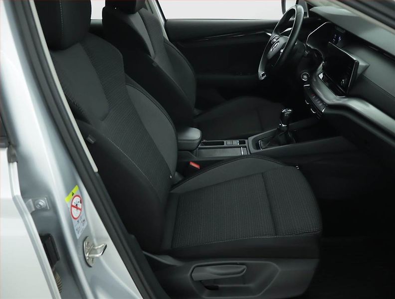 Škoda Octavia (2022) Ambition 2.0 TDI, ČR,1.maj - fotka 9 z 16