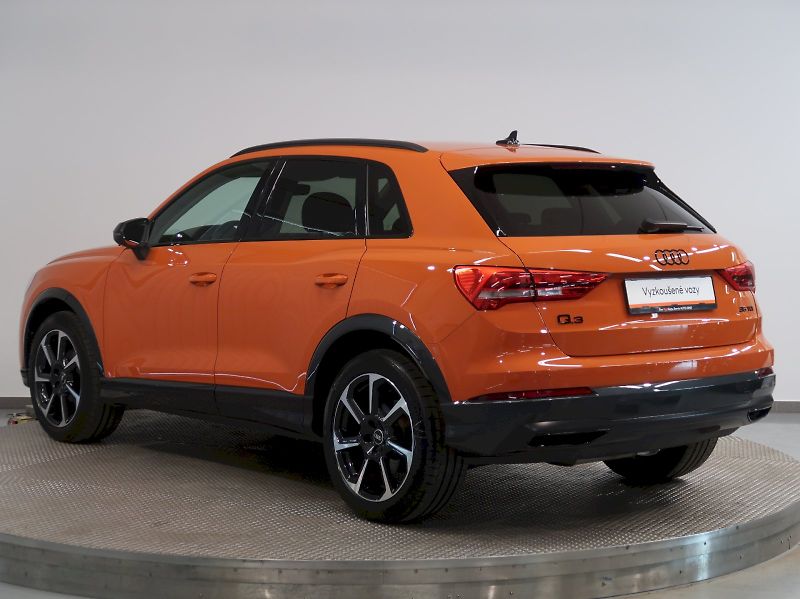 Audi Q3 (2022) ADVANCED 2.0TDI 110KW S-TRONIC - fotka 7 z 37