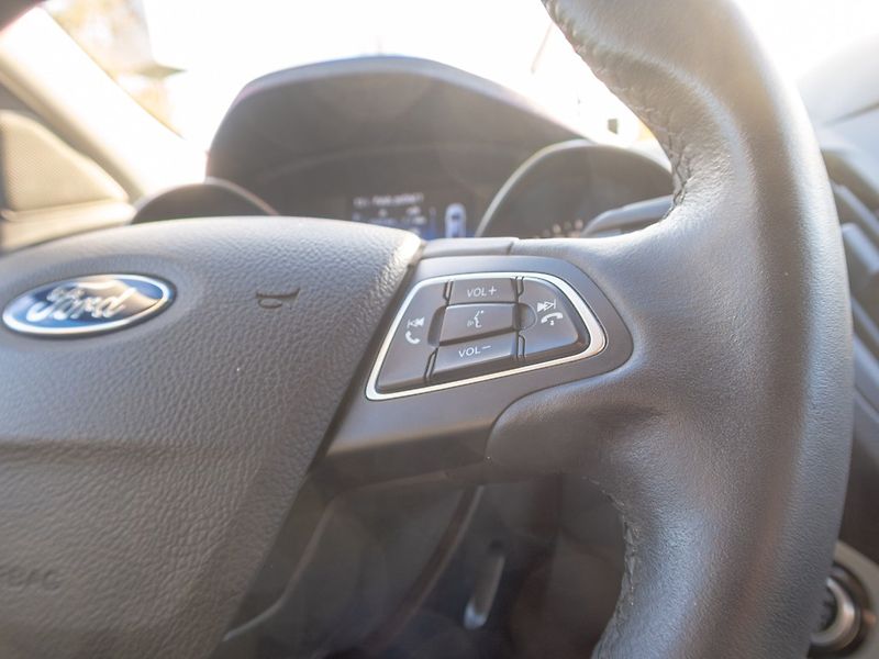 Ford Kuga (2019) 1.5T 110KW – PLNÝ SERVIS! - fotka 19 z 54