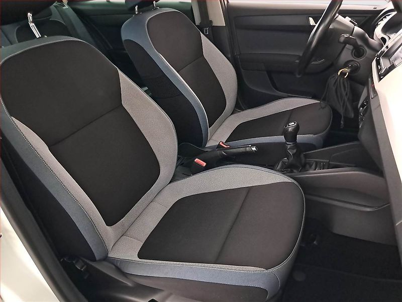 Škoda Fabia (2015) 1.2 TSI, Tempomat - fotka 9 z 20