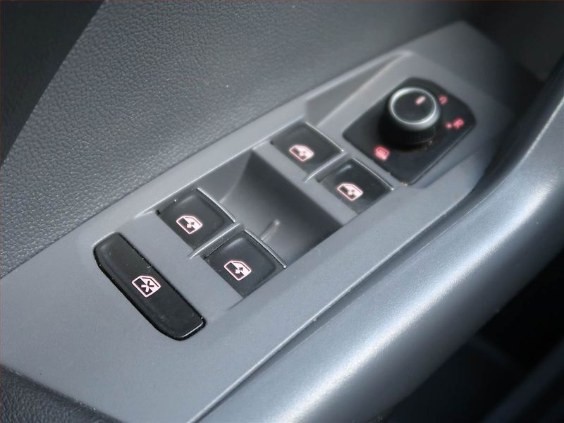 Volkswagen T-Cross (2019) Style 1.0 TSI, Tempomat - fotka 17 z 17