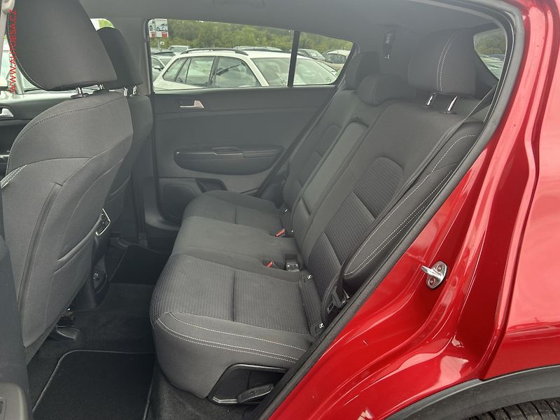 Kia Sportage (2017) 1.6 GDI, servis.kniha, AT - fotka 10 z 18